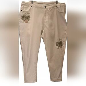 Westport Women's Signature Fit Ankle Jeans White Floral Embroidery Cotton Sz 24W